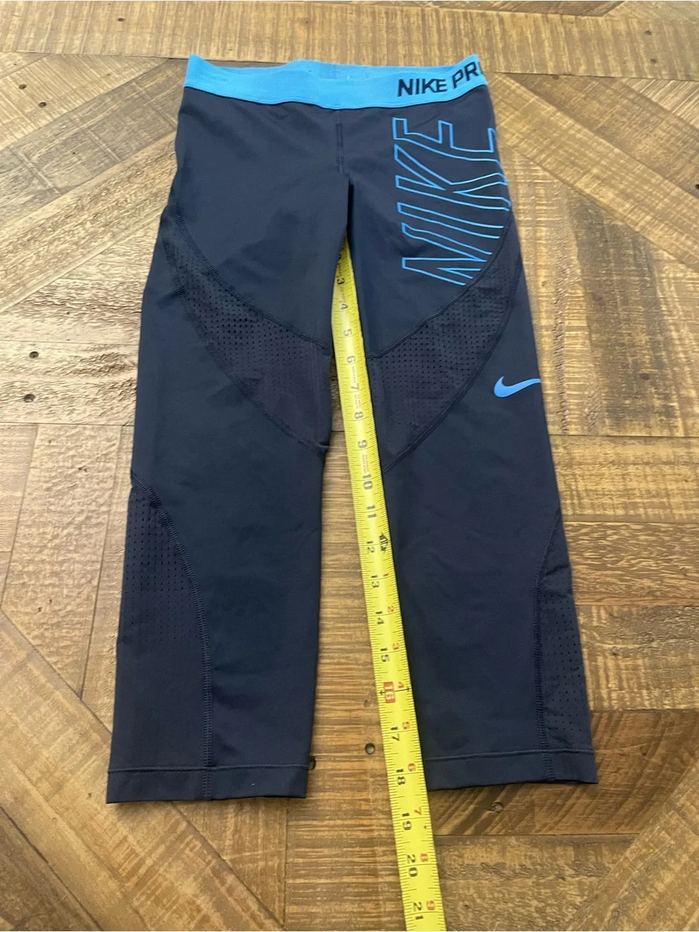 Nike Pro Hypercool Women's Training Capri Tights - Navy Blue/Light Blue